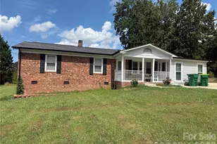 904 Long St, Oakboro, NC 28129 - Photo 1