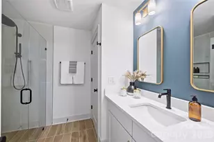 3131 Colyer Pl, Charlotte, NC 28205 - Photo 11
