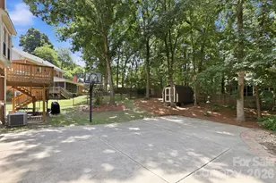 340 Walnut Point Dr, Matthews, NC 28105 - Photo 37