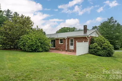 107 Maywood Road, Hendersonville, NC 28792 - Photo 25