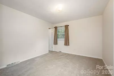 107 Maywood Road, Hendersonville, NC 28792 - Photo 11