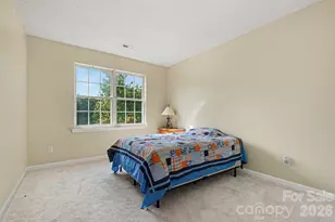 10422 Baskerville Ave, Charlotte, NC 28269 - Photo 21