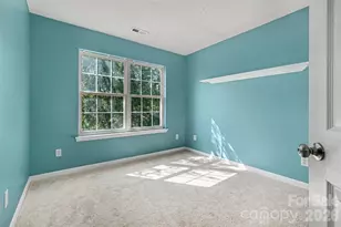 10422 Baskerville Ave, Charlotte, NC 28269 - Photo 19