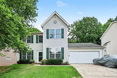 10422 Baskerville Avenue, Charlotte, NC 28269 - Photo 1
