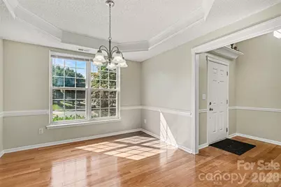 10422 Baskerville Avenue, Charlotte, NC 28269 - Photo 5