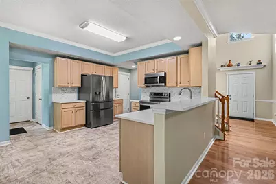 10422 Baskerville Avenue, Charlotte, NC 28269 - Photo 13