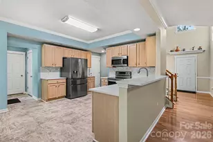 10422 Baskerville Ave, Charlotte, NC 28269 - Photo 13