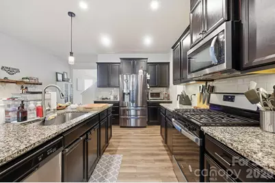 6523 Georgia Oak Road, Charlotte, NC 28269 - Photo 9