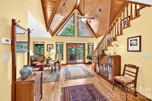 127 Woodburn Dr, Swannanoa, NC 28778 - Photo 3