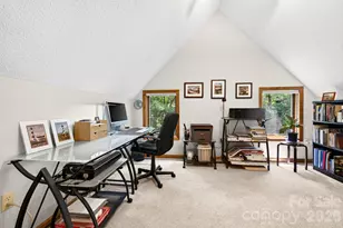 127 Woodburn Dr, Swannanoa, NC 28778 - Photo 15