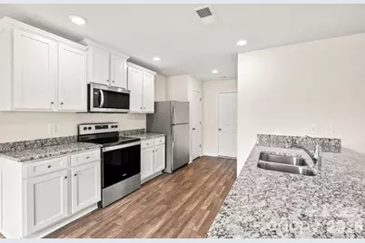 1305 Nia Road, Charlotte, NC 28215 - Photo 5
