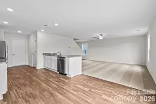 1305 Nia Rd, Charlotte, NC 28215 - Photo 7
