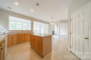 10805 Wilklee Dr, Charlotte, NC 28277 - Photo 17