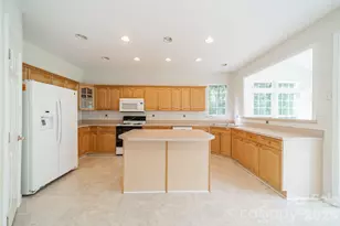 10805 Wilklee Dr, Charlotte, NC 28277 - Photo 15