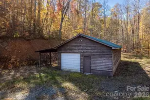 930 Copperhead Cove, Sylva, NC 28779 - Photo 21