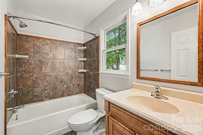 9624 Forest Drive, Charlotte, NC 28216 - Photo 15