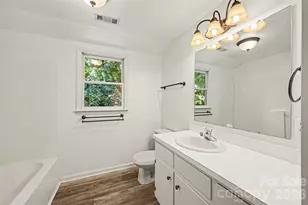 9624 Forest Dr, Charlotte, NC 28216 - Photo 21