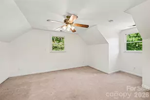 9624 Forest Dr, Charlotte, NC 28216 - Photo 17