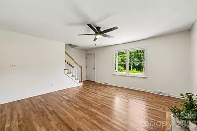 9624 Forest Drive, Charlotte, NC 28216 - Photo 5