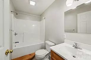 9624 Forest Dr, Charlotte, NC 28216 - Photo 23