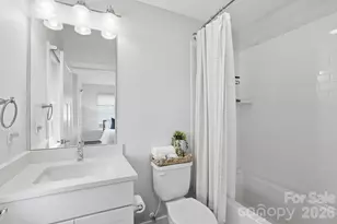 1024 Wesley Park Ln, Charlotte, NC 28208 - Photo 25