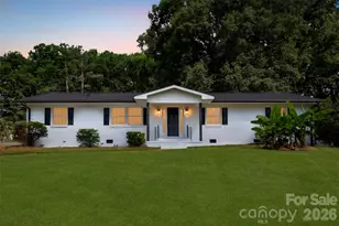 5421 Maplewood Ln, Charlotte, NC 28227 - Photo 3