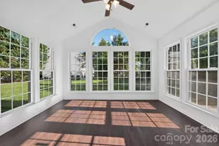 11518 Planters Estates Dr, Charlotte, NC 28278 - Photo 13
