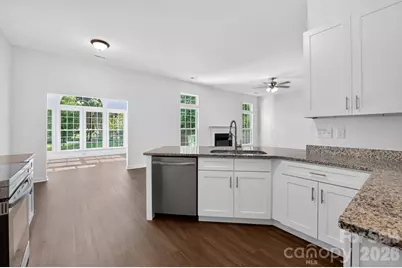 11518 Planters Estates Drive, Charlotte, NC 28278 - Photo 5