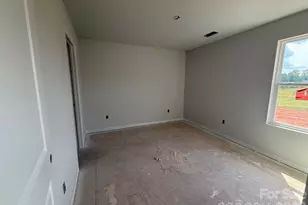 4021 Juno Dr, Charlotte, NC 28215 - Photo 15