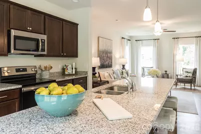 4021 Juno Drive, Charlotte, NC 28215 - Photo 11