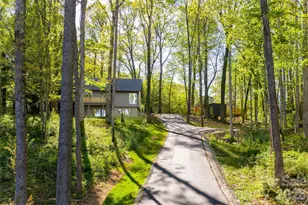 137 English Dr, Candler, NC 28715 - Photo 5