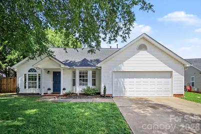 132 Brookhollow Drive, Mount Holly, NC 28120 - Photo 1
