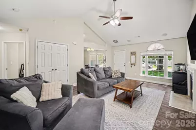 132 Brookhollow Drive, Mount Holly, NC 28120 - Photo 3