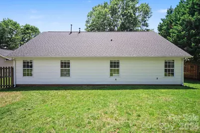 132 Brookhollow Drive, Mount Holly, NC 28120 - Photo 25