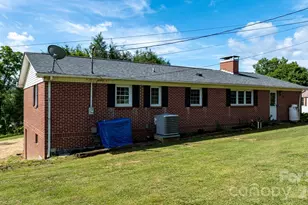 35 Glendale Dr, Spruce Pine, NC 28777 - Photo 27