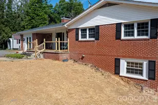 35 Glendale Dr, Spruce Pine, NC 28777 - Photo 3