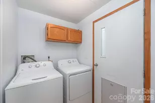1458 Old Balsam Rd, Waynesville, NC 28786 - Photo 17
