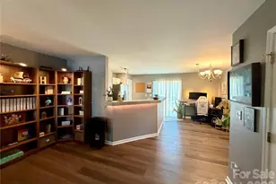 10523 Trolley Run Dr, Cornelius, NC 28031 - Photo 5