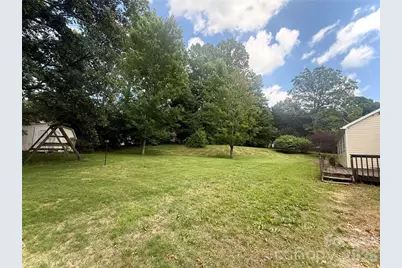 303 Cavin Avenue, Mount Holly, NC 28120 - Photo 17