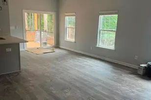 208 E 15th St, Salisbury, NC 28144 - Photo 3