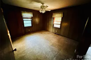 107 Conley St, Morganton, NC 28655 - Photo 15