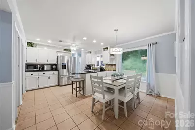 6089 Northlake Drive, Hickory, NC 28601 - Photo 11