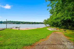 6089 Northlake Dr, Hickory, NC 28601 - Photo 35