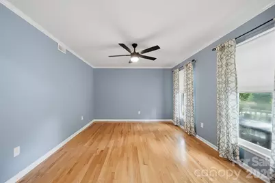6089 Northlake Drive, Hickory, NC 28601 - Photo 7