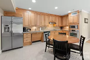 203 Bowling Park Rd, Asheville, NC 28803 - Photo 5