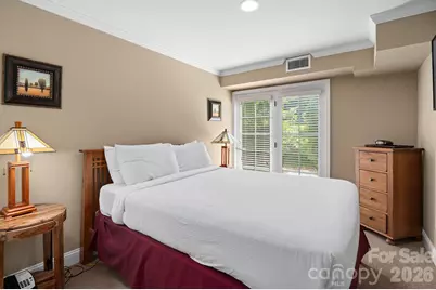 203 Bowling Park Road, Asheville, NC 28803 - Photo 11