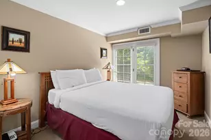 203 Bowling Park Rd, Asheville, NC 28803 - Photo 11