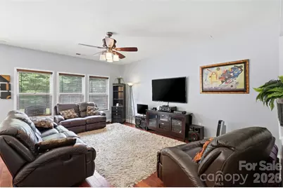 14021 Pinyon Pine Lane, Charlotte, NC 28215 - Photo 7