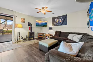 569 Shelter Rock Cir, Sugar Mountain, NC 28604 - Photo 27