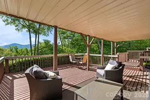 569 Shelter Rock Cir, Sugar Mountain, NC 28604 - Photo 37